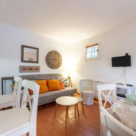 Apartment Les Mas De Gigaro By Interhome *